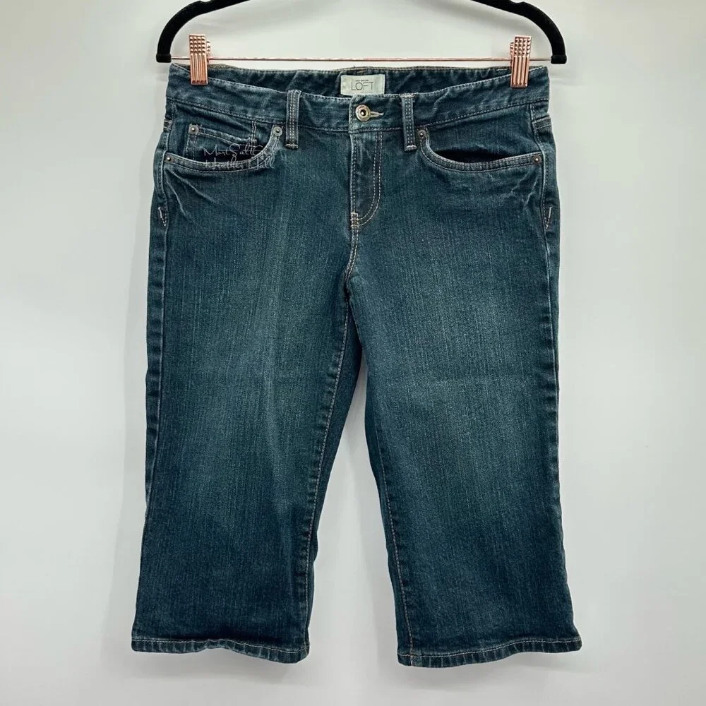 LOFT Dark Wash Contrast Stitching Bermuda Shorts Size 2 - Picture 1 of 3